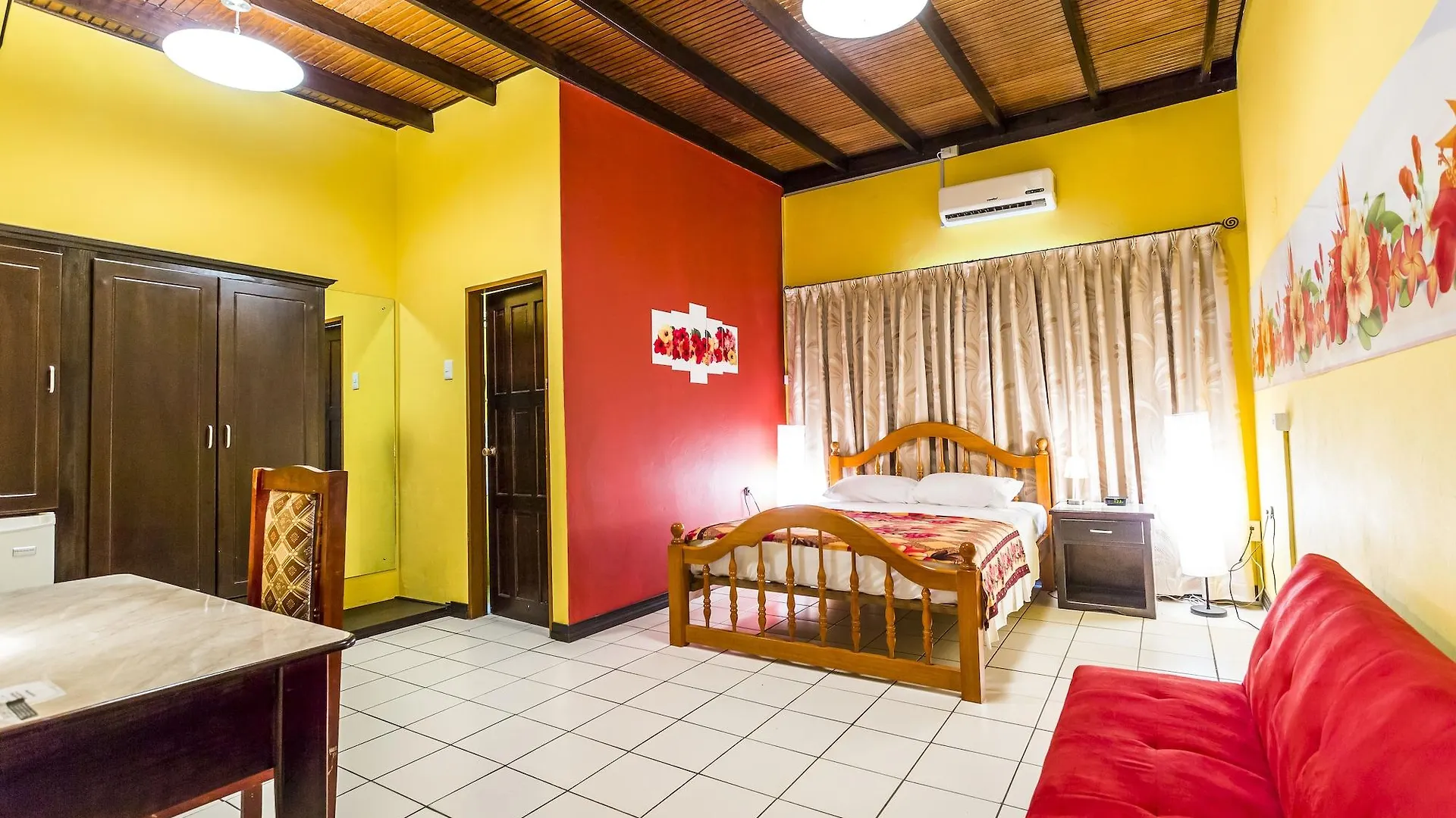 Hotel Par May La'S Port of Spain